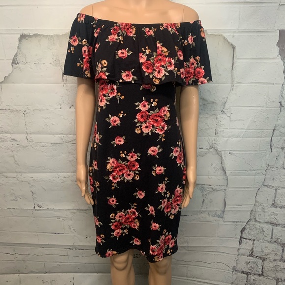 TMG Dresses & Skirts - NWT TMG NY Dress